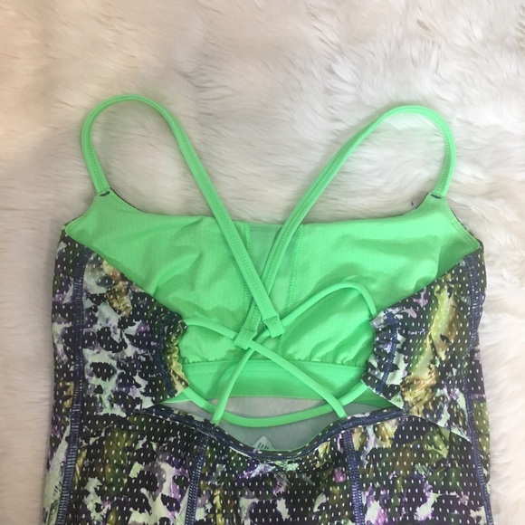 lululemon athletica Floral & Dotted Athletic Tank - Picture 6 of 6